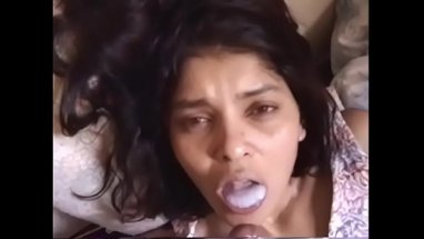 The bitch found on the net rubbing the boys dick to ejaculation